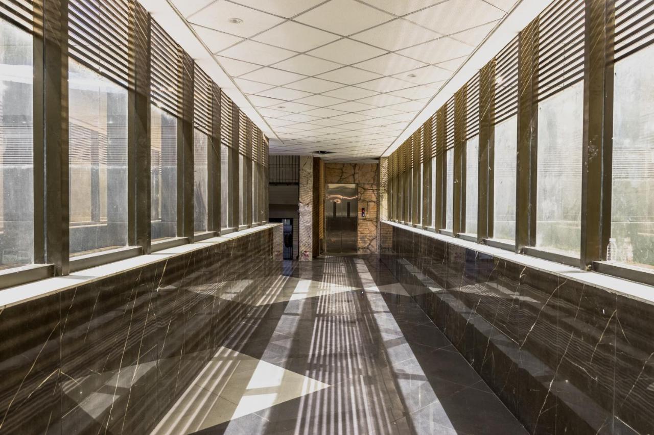 Meridian Hotel & Banquet Surat Exterior photo